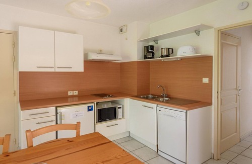 Aiguelèze Apartment | Accessible Vineyard Stay for Four