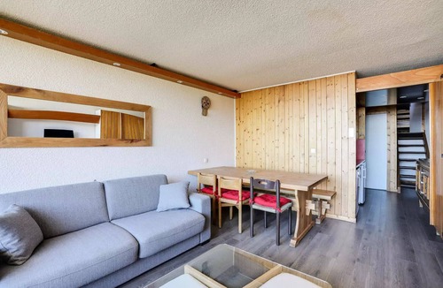 Arc-1600 Apartment | Adret Residence - Apartment 6 people in Arc 1600 close to the slopes and shops.