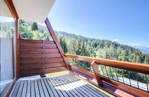 Arc-1600 Apartment | Adret Residence - Apartment 6 people in Arc 1600 close to the slopes and shops.