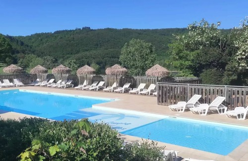 Saint-Paul-de-Vezelin House | Air-conditioned mobile home 3 bedrooms/TV/31 m2 6 persons
