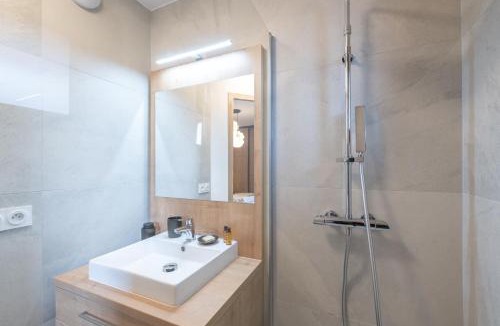 Eclose-Est Apartment | Alpe d'Huez Houses - Chez Charlotte - 2 chambres, Luxe et cozy pour 4