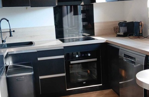 Les Gondoles Apartment | An air-conditioned haven of peace, a 2-room apartment just a stone's throw from Paris