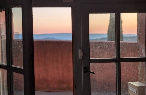 Roussillon House | An artist's home in the heart of Roussillon