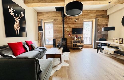 Chamonix City Centre Apartment | Apartment. Chamonix center