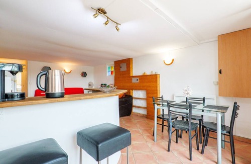 Aubenas Apartment | Apartment 'De Charme En Ardèche' with Private Garden and Wi-Fi