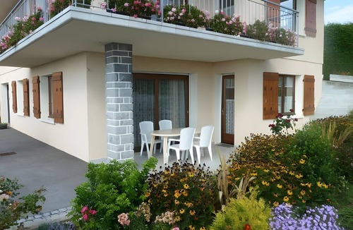 Cruseilles House | Apartment 'Gîte Du Noiret' with Mountain View and Wi-Fi