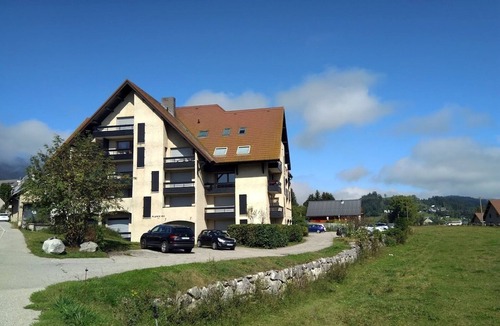 Meaudre Apartment | Apartment in Méaudre - 4 pers, near center, balcony, parking