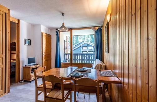 Les Esserts Apartment | Apartment in Morillon near Ski Resort
