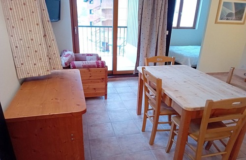Termignon Apartment | Apartment in Northern Alps with balcony