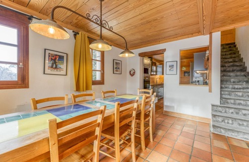Villard-Reculas Apartment | Apartment 'La Salamandre' with Mountain View, Private Terrace and Wi-Fi