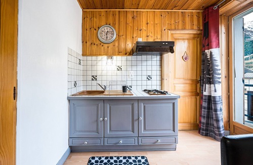 Termignon Apartment | Apartment 'Le Gypaete Val Cenis' with Mountain View, Balcony and Wi-Fi