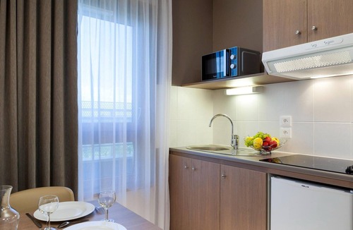 Annemasse Apartment | Apartment Near Geneva with Parking