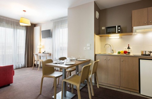 Annemasse Apartment | Apartment Near Geneva with Parking