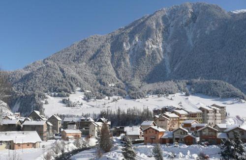 Termignon Apartment | Apartment Termignon ski-in ski-out location