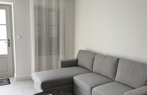 Chatillon-sur-Chalaronne Apartment | Appartement de charme neuf avec cour intérieure Châtillon sur Chalaronne