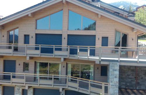 La Perriere Apartment | Appartement 12 pers. avec balcon, cheminée et wifi à La Tania - FR-1-513-17