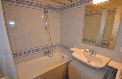 Les Gets Apartment | Appartement 3 étoiles aux Gets, skis aux pieds, balcon, parking et animaux acceptés - FR-1-623-125