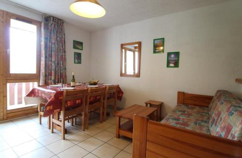 Termignon Apartment | Appartement 6 pers au pied des pistes avec Wifi gratuit - FR-1-508-1