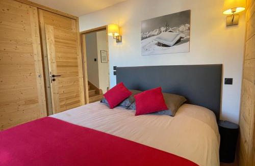 La Rosiere Apartment | Appartement Alpin Chaleureux avec Sauna et Parking à La Rosière - FR-1-275-190