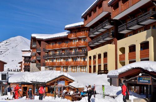 Belle Plagne Apartment | Appartement confort 3 pièces au pied des pistes, balcon et WIFI - FR-1-181-2108