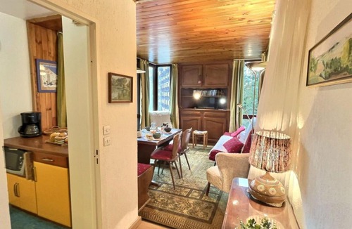 Val-d'Isere Apartment | Appartement confortable, vue village - 5 pers. - FR-1-411-32