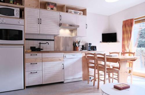 Areches Apartment | Appartement cosy pour 3 pers, piscine, proche commerces, à Arêches-Beaufort - FR-1-342-131