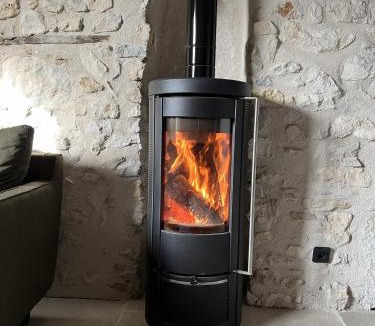 Ceyzerieu Apartment | Appartement dans une vieille ferme bugiste