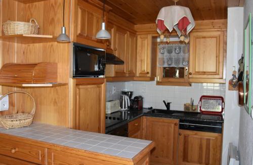 Champagny-en-Vanoise Apartment | Appartement spacieux 8 pers - Proche télécabine - FR-1-464-207