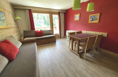 La Perriere Apartment | Appartement skis aux pieds avec parking à La Tania - FR-1-513-77
