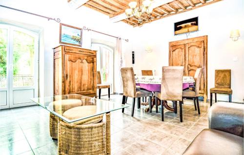 Pont-Saint-Esprit House | Awesome Home In Pont-Saint-Esprit