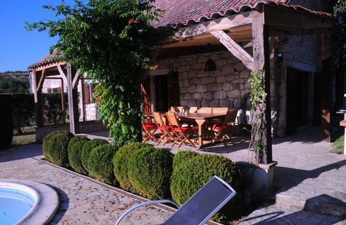 Sainte-Juliette House | Barn, great comfort old-fashioned luxury, 8 people between Montcuq and Lauzerte