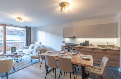 Viel-Alpe Apartment | Beautiful apartment near slopes with parking and wifi