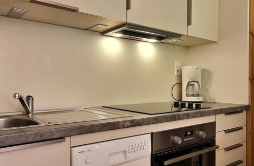 Plagne Centre Apartment | Beautiful renovated apartment 8 pers, near slopes, sunny balcony