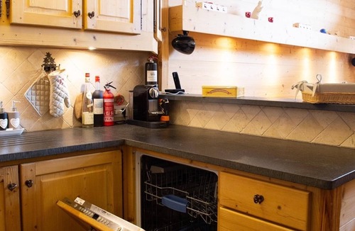 La Perriere Apartment | Beautiful ski in/out duplex appartement in La Tania