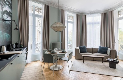 Jacquard - Prefecture Apartment | Beige Hospitalité - Gisèle - Ultralux balnéo - neuf 2 chambres