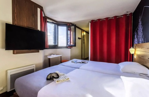 Avoriaz Hotel | Belambra Clubs Avoriaz - Les Cimes du Soleil - All Inclusive - Classic Double Room 2 Adults with View
