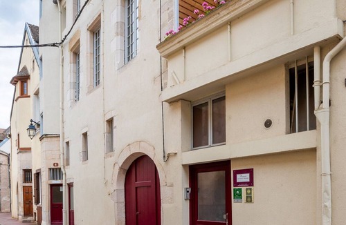 Beaune Apartment | BSH - Beaune Allerey - Parking included