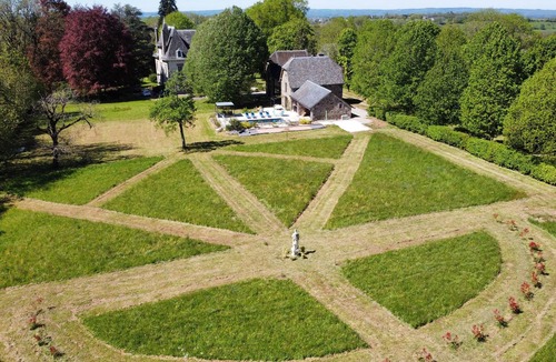 Teissieres-de-Cornet Other | Calm and Luxury in the dependence of the Château de la Calmette