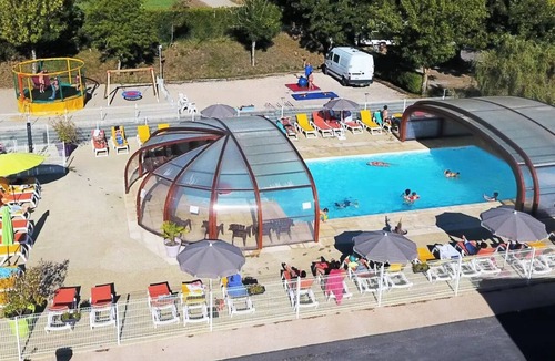 Severac-le-Chateau House | Camping les Calquieres* - Canvas bungalow 3 rooms 4 people Without sanitary facilities