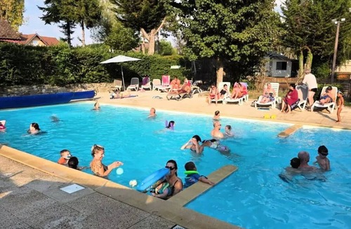 Messery Ski Chalet | Camping maeva Escapades Relais du Léman * - Premium Chalet 3 Rooms 5 People Air Conditioned + TV