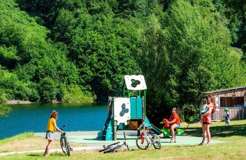 Saint-Amans-des-Cots House | Campsite Domaine des Tours* - Comfort XL 3-room mobile home 4 adults + 2 children