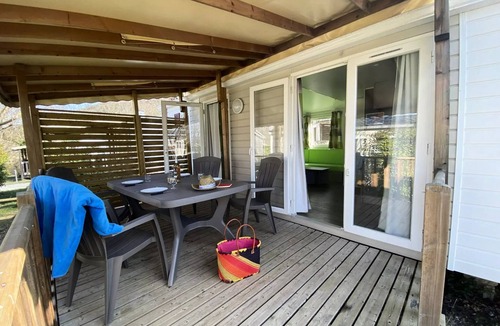 Laurac-en-Vivarais House | Campsite Saint-Amand* - Mobil home Confort 3 rooms 4 persons