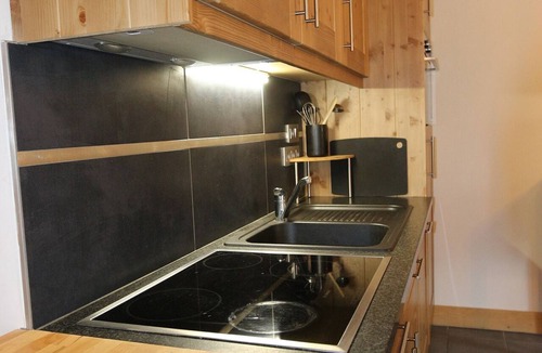 Les Carroz-d'Araches Apartment | Central apartment 2 rooms, Arâches, 5 guests, parking, wifi