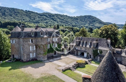 Marmanhac House | Château de La Voulte, Haute-Auvergne – A castle straight out of a fairytale.