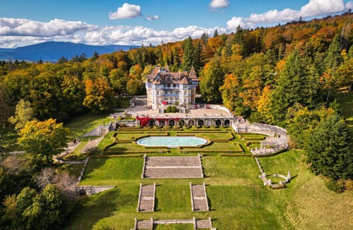Cruseilles Hotel | Château des Avenieres