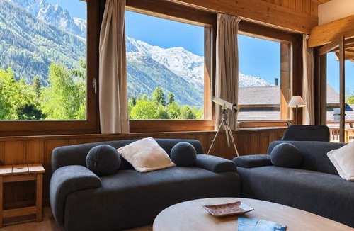 Chamonix-Mont-Blanc Ski Chalet | Chalet 11 pers. Mont-Blanc Panorama