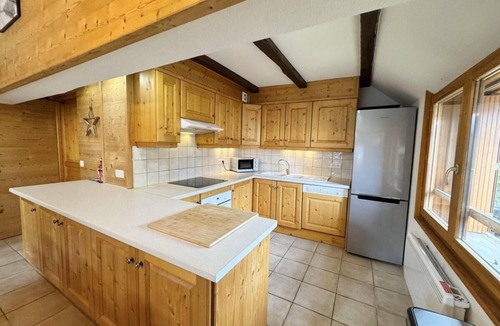 Les Claux Ski Chalet | Chalet, 200m from resort center, view mountain, terrace, balcony, fireplace or stove, tv, ski locker