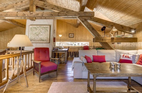 Chamonix-Mont-Blanc Ski Chalet | Chalet 4BR Quiet | Pano View | 5mn Grands Montets