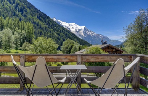 Chamonix-Mont-Blanc Ski Chalet | Chalet 4BR Quiet | Pano View | 5mn Grands Montets