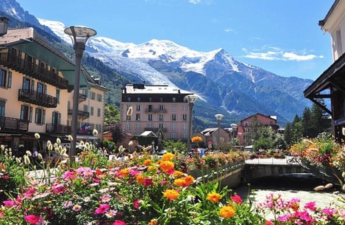 Les Tines Apartment | Chalet Bliss: A Luxury Mountain Retreat in Chamonix